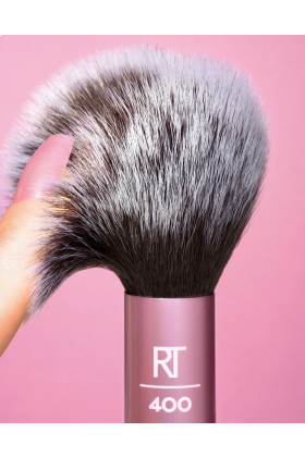Real techniques -Ultra Plush Blush Makeup Brush